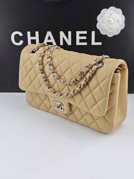 2025年6月5日入荷新作Chanel  A01112 SIZE:：25.5*15.5*6.5  お安い/人気/革/バッグ/SY工場