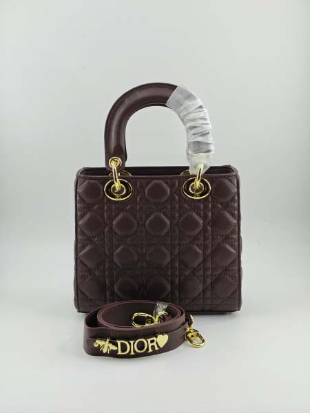 2025年6月5日入荷新作20CMx16.5CMx8CM  Lady Dior    お安い/人気/革/バッグ/SY工場