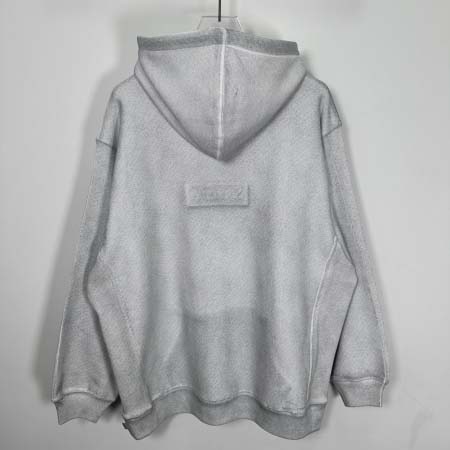 2025年6月12日入荷新作 Supreme x MM6 Maison Margiela  FOIL BOX LOGO SWEATSHIRT S-XL 誕生日プレゼント/男女兼用/高品質/正規品と同じ人気/16工場