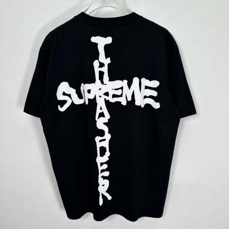 2025年6月13日入荷新作T SUPREME X THRASHER  FW24 CROSS TEE S-XL誕生日プレゼント/男女兼用/高品質/正規品と同じ人気/16工場