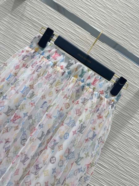 2025年6月18日入荷春夏新作Louis Vuittonスカートファッション/誕生日プレゼント/贈り物 can工場