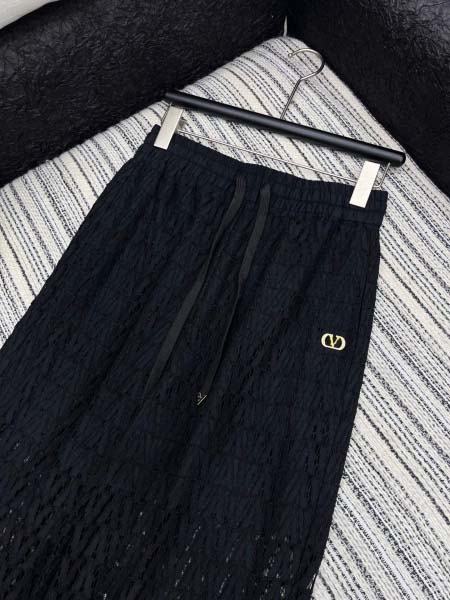 2025年6月18日入荷春夏新作VALENTINOズボンファッション/誕生日プレゼント/贈り物 can工場