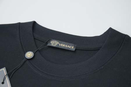 2025年6月25日入荷新作Versace半袖 tシャツ★誕生日プレゼント/ファッションの流行/贈り物/LWC工場