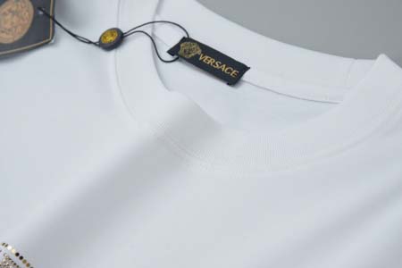 2025年6月25日入荷新作Versace半袖 tシャツ★誕生日プレゼント/ファッションの流行/贈り物/LWC工場