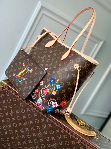 2025年6月26日入荷Louis Vuitton バッグMonogram D Zippy :M13271:31CMx28CMx14CM 高品質人気の新作/誕生日プレゼント/SQ工場