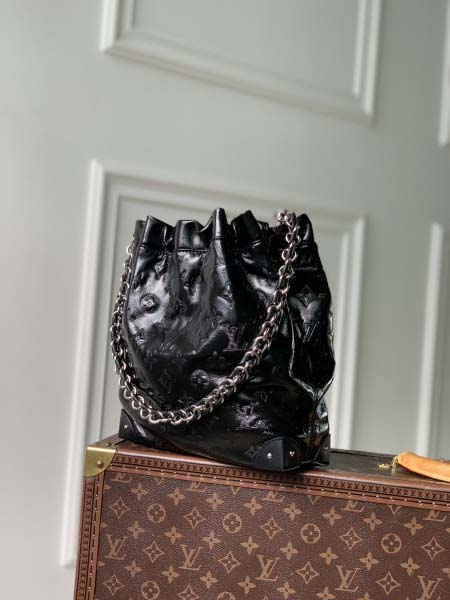 2025年6月26日入荷Louis Vuitton バッグ2025 Cruise No Trunk Monogram :M13484:23CMx27CMx8CM 高品質人気の新作/誕生日プレゼント/SQ工場