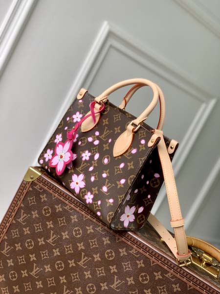 2025年6月26日入荷Louis Vuitton バッグ OnTheGo CMx Cherry Blossom Monogram Cherry Blossom Cherry Blossom Monogram Cherry Blossom 