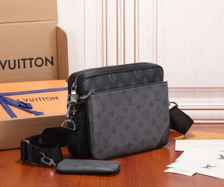 2025年6月26日入荷Louis Vuitton バッグTrio Monogram Eclipse Monogram Eclipse Reverse :M69443:25CMx18.5CMx7CM 高品質人気の新作/誕生日プレゼント/SQ