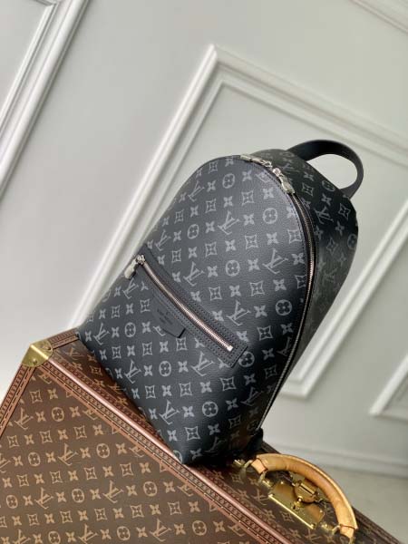 2025年6月26日入荷Louis Vuitton バッグ Discovery Slim Monogram Eclipse Monogram Eclipse :M14020:28CMx38CMx13CM 高品質人気の新作/誕生日プレゼント/