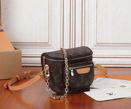 2025年6月26日入荷Louis Vuitton バッグ Mini Bumbag Monogram Monogram :M82335:17CMx12CMx9.5CM 高品質人気の新作/誕生日プレゼント/SQ工場