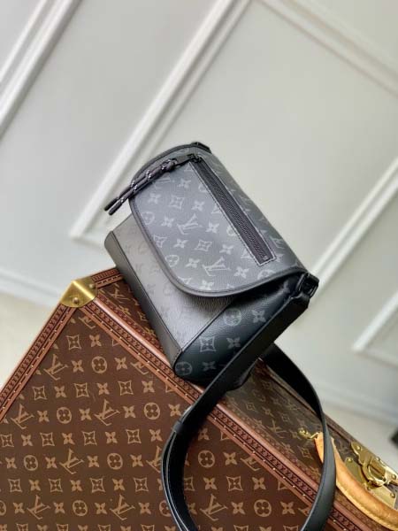 2025年6月26日Louis Vuitton バッグMonogram Eclipse Reverse :M12681:26.6CMx17CMx11CM 高品質人気の新作/誕生日プレゼント/SQ工場