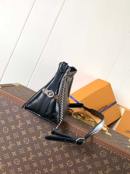 2025年6月26日Louis Vuitton バッグ CarryAll BB Monogram  Monogram :M12888:26CMx17CMx10CM 高品質人気の新作/誕生日プレゼント/SQ工場
