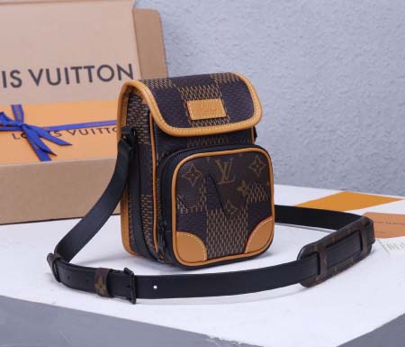 2025年6月26日Louis Vuitton バッグ 1974   Damier Ebene  Monogram Giant Damier Ebene  Monogram :N40357:13CMx18CMx9CM 高品質人気の新作/誕生