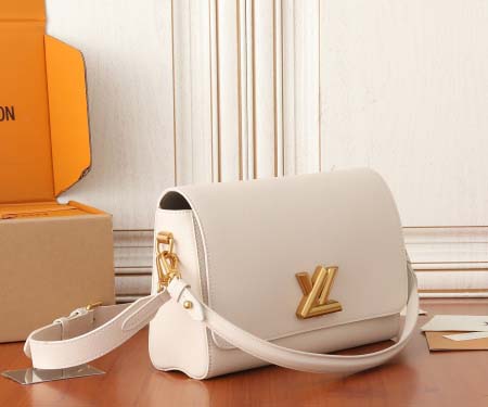 2025年6月26日Louis Vuitton バッグ Soft Twist  Twist LV :M25359:27CMx19CMx9CM 高品質人気の新作/誕生日プレゼント/SQ工場