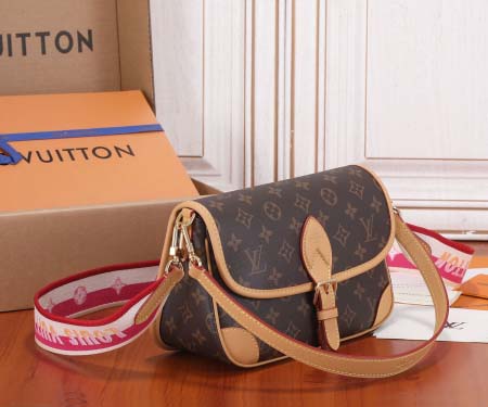 2025年6月26日Louis Vuitton バッグ Diane  1990  Monogram  Monogram Monogram :M46049:24CMx15CMx9CM 高品質人気の新作/誕生日プレゼント/SQ工場