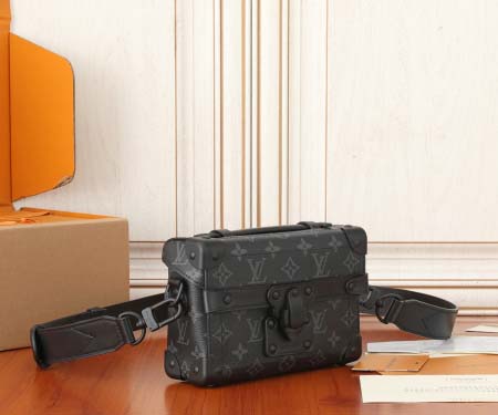 2025年6月26日Louis Vuitton バッグ Monogram Eclipse  Tumbler Monogram Eclipse :M11743:19CMx15CMx7CM 高品質人気の新作/誕生日プレゼント/SQ工場