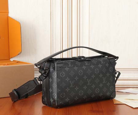 2025年6月26日Louis Vuitton バッグ Monogram Eclipse Monogram Eclipse :M11744:29CMx17.5CMx10CM    高品質人気の新作/誕生日プレゼント/SQ工場