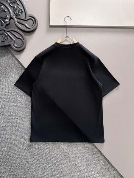 2025年6月30日入荷新作Gucci半袖Tシャツ 高级品超厳選★入手困難/誕生日プレゼント/MF工場