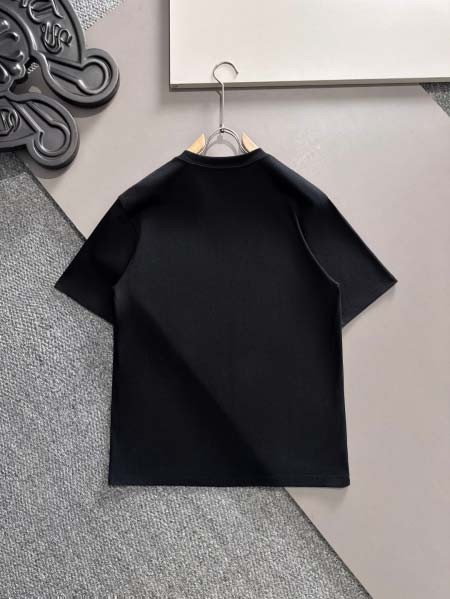 2025年6月30日入荷新作Prada半袖Tシャツ 高级品超厳選★入手困難/誕生日プレゼント/MF工場