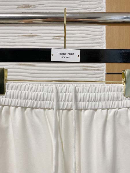 2025年6月30日入荷新作Prada春夏スウェットパンツ 高级品超厳選★入手困難/誕生日プレゼント/MF工場