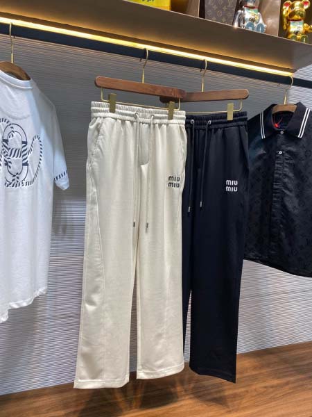 2025年6月30日入荷新作Miumiu春夏スウェットパンツ 高级品超厳選★入手困難/誕生日プレゼント/MF工場