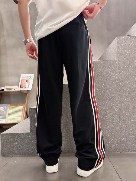 2025年6月30日入荷新作Moncler春夏スウェットパンツ 高级品超厳選★入手困難/誕生日プレゼント/MF工場