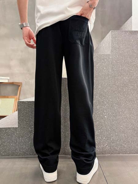 2025年6月30日入荷新作Miumiu春夏スウェットパンツ 高级品超厳選★入手困難/誕生日プレゼント/MF工場