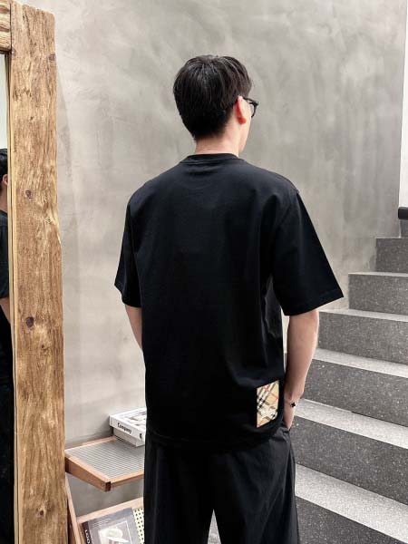 2025年6月30日入荷新作Burberry半袖Tシャツ 高级品超厳選★入手困難/誕生日プレゼント/MF工場