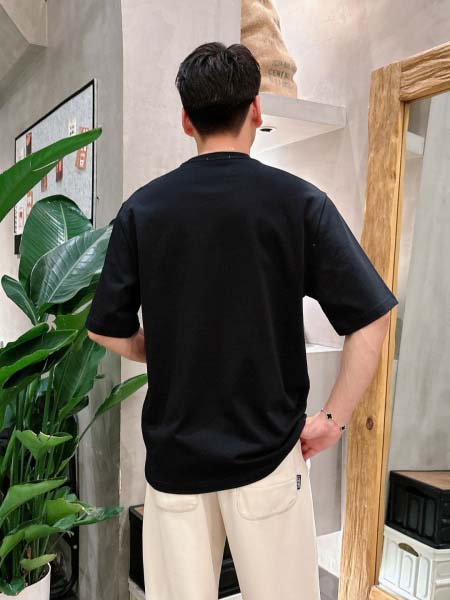 2025年6月30日入荷新作Prada半袖Tシャツ 高级品超厳選★入手困難/誕生日プレゼント/MF工場