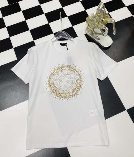 2025年6月2日入荷新作Versace半袖 Tシャツ高級品...