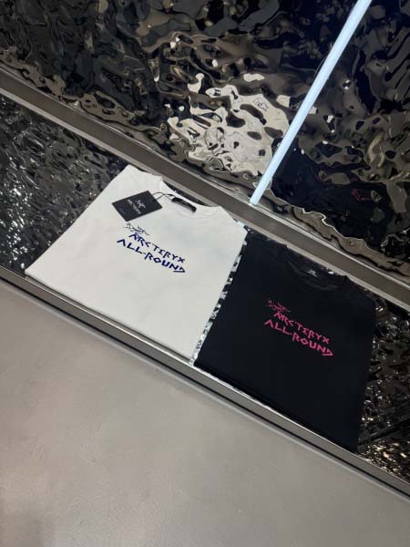 2025年6月2日入荷新作ARCTERYX半袖 Tシャツ高級...