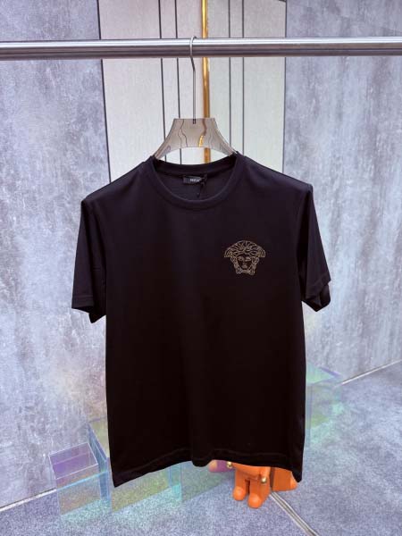 2025年6月2日入荷新作Versace半袖 Tシャツ高級品...