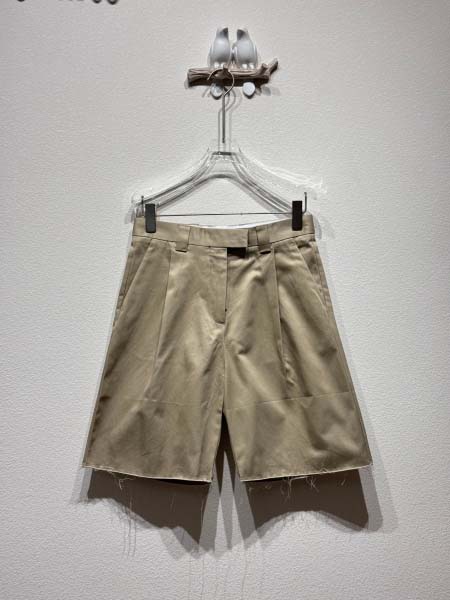 2025年6月4日入荷新作MIUMIU半ズボン高品質★ファッ...