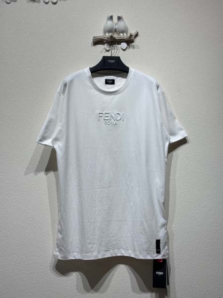 2025年6月4日入荷新作FENDI半袖 tシャツ高品質★フ...