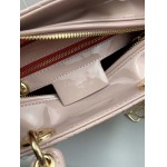 2025年6月5日入荷新作 Lady Dior SIZE:24CMx20CMx11CM    お安い/人気/革/バッグ/SY工場