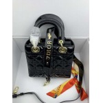 2025年6月5日入荷新作 Lady Dior SIZE:20CMx16.5CMx8CM    お安い/人気/革/バッグ/SY工場