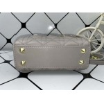 2025年6月5日入荷新作 17CMx15CMx7CM  Lady Diorお安い/人気/革/バッグ/SY工場