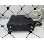 2025年6月5日入荷新作 17CMx15CMx7CM  Lady Diorお安い/人気/革/バッグ/SY工場