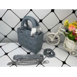 2025年6月5日入荷新作 17CMx15CMx7CM  Lady Diorお安い/人気/革/バッグ/SY工場