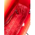 2025年6月5日入荷新作 17CMx15CMx7CM  Lady Diorお安い/人気/革/バッグ/SY工場