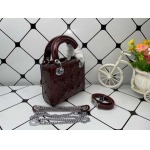 2025年6月5日入荷新作 17CMx15CMx7CM  Lady Diorお安い/人気/革/バッグ/SY工場