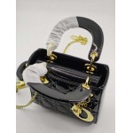 2025年6月5日入荷新作17CMx15CMx7CM  Lady Dior お安い/人気/革/バッグ/SY工場