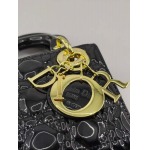 2025年6月5日入荷新作17CMx15CMx7CM  Lady Dior お安い/人気/革/バッグ/SY工場
