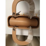 2025年6月5日入荷新作Dior Lady Dior SIZE:20    お安い/人気/革/バッグ/SY工場