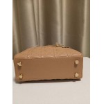 2025年6月5日入荷新作Dior Lady Dior SIZE:20    お安い/人気/革/バッグ/SY工場