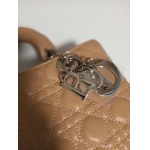 2025年6月5日入荷新作Dior Lady Dior SIZE:24    お安い/人気/革/バッグ/SY工場