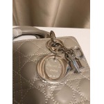 2025年6月5日入荷新作Dior Lady Dior SIZE:20    お安い/人気/革/バッグ/SY工場