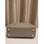 2025年6月5日入荷新作Dior Lady Dior SIZE:20    お安い/人気/革/バッグ/SY工場