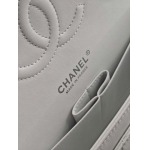 2025年6月5日入荷新作Chanel  A01112 SIZE:：25.5*15.5*6.5   お安い/人気/革/バッグ/SY工場