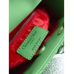 2025年6月5日入荷新作17CMx15CMx7CM  Lady Dior   お安い/人気/革/バッグ/SY工場